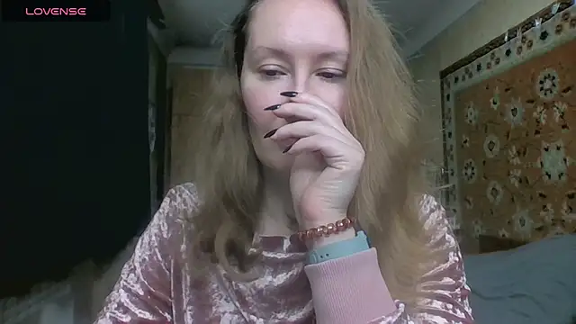 AnnaXLovers online show from December 2025 10:31:02 AM