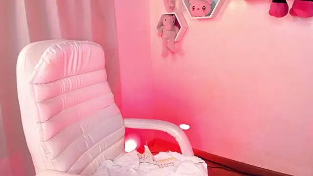 Snapshot of Nataliia_09 chatting on January 2025 01:29:01 AM Nataliia 09 online show from January 2025 01:29:01 AM