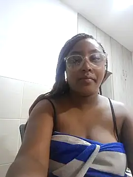 Snapshot of Adelehottman chatting on May 2026 01:32:02 PM Adelehottman online show from May 2026 01:32:02 PM