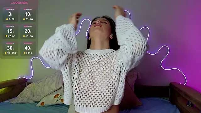 Snapshot of Aisha_Riley chatting on March 2025 01:27:02 PM Aisha Riley online show from March 2025 01:27:02 PM