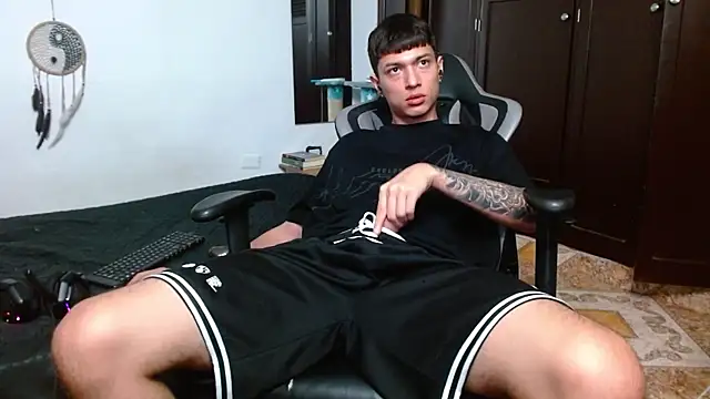 aaron blug online show from January 2025 02:57:02 AM