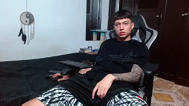 aaron blug online show from January 2025 04:14:02 AM