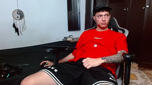 aaron blug online show from February 2025 01:51:01 AM