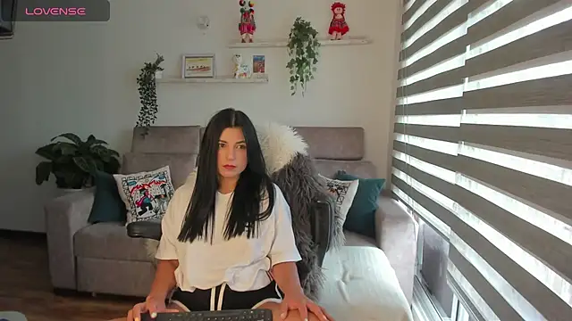 Snapshot of Arya_33 chatting on March 2025 08:23:02 PM Arya 33 online show from March 2025 08:23:02 PM