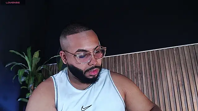 DilanJonnes  online show from December 2024 08:56:01 PM