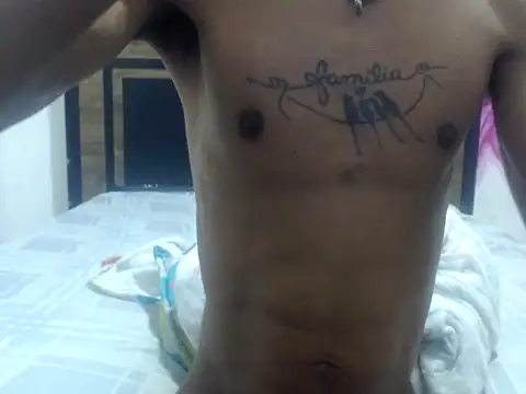 Snapshot of AlbertBigCock chatting on May 2026 11:33:02 PM AlbertBigCock online show from May 2026 11:33:02 PM