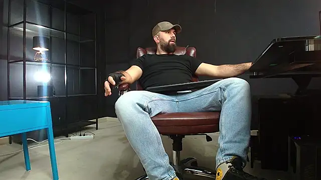 JackEthann online show from January 2025 06:47:02 AM