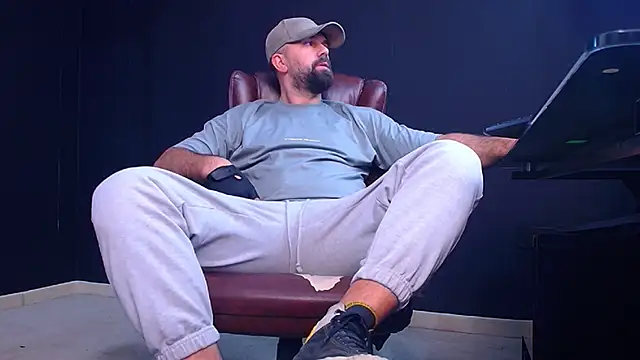 JackEthann online show from October 2025 04:29:01 AM