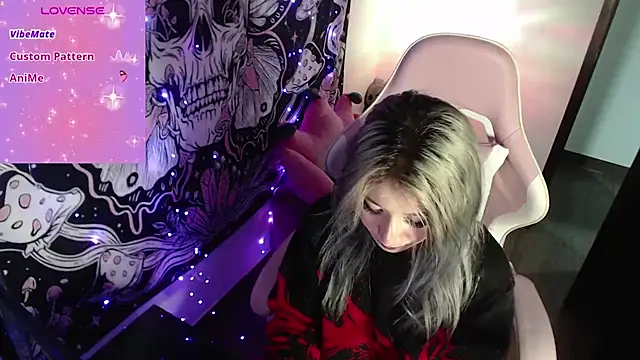 Snapshot of GamerCarrie chatting on February 2025 05:20:02 AM GamerCarrie online show from February 2025 05:20:02 AM