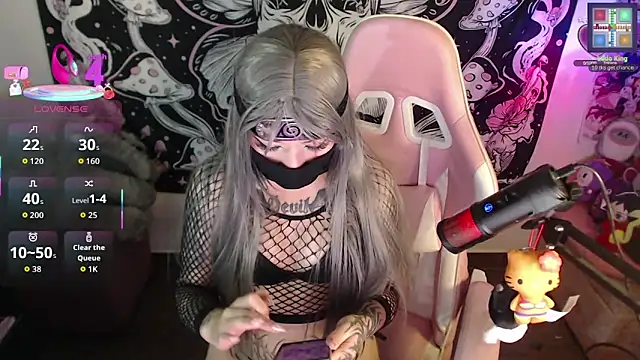 Snapshot of GamerCarrie chatting on October 2025 09:44:01 AM GamerCarrie online show from October 2025 09:44:01 AM