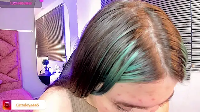 Snapshot of cattaleya___ chatting on February 2025 06:44:02 AM cattaleya online show from February 2025 06:44:02 AM