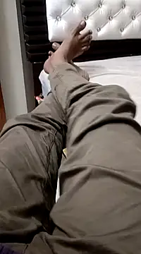 Snapshot of You_are__mine_ chatting on December 2024 07:56:02 AM You are mine online show from December 2024 07:56:02 AM