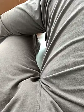 Snapshot of You_are__mine_ chatting on October 2025 05:43:02 AM You are mine online show from October 2025 05:43:02 AM