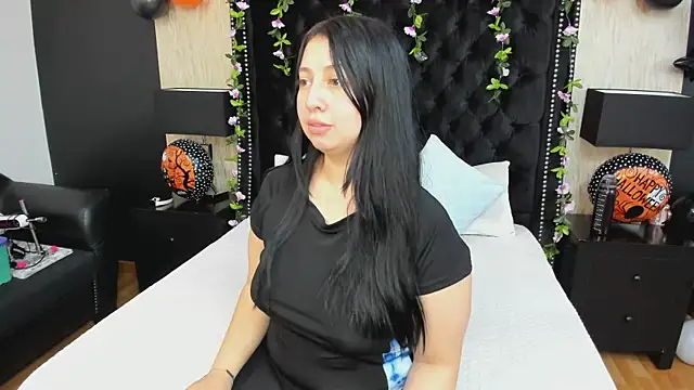 AshleeyPrincess online show from November 2025 03:14:02 PM