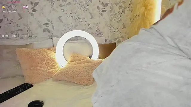 Snapshot of HannaSexTime chatting on January 2025 01:39:02 AM HannaSexTime online show from January 2025 01:39:02 AM