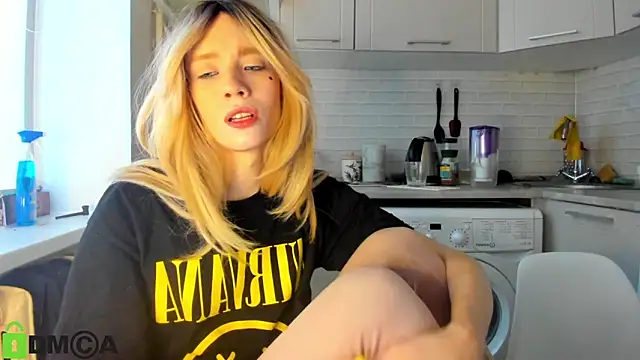  Alice Kitty online show from December 2024 09:44:01 AM