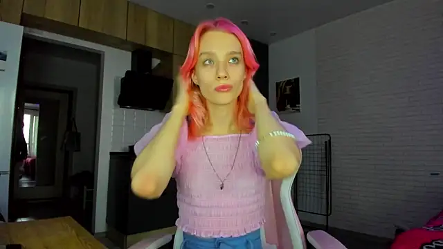 Snapshot of _Alice_Kitty chatting on April 2026 03:40:02 PM Alice Kitty online show from April 2026 03:40:02 PM