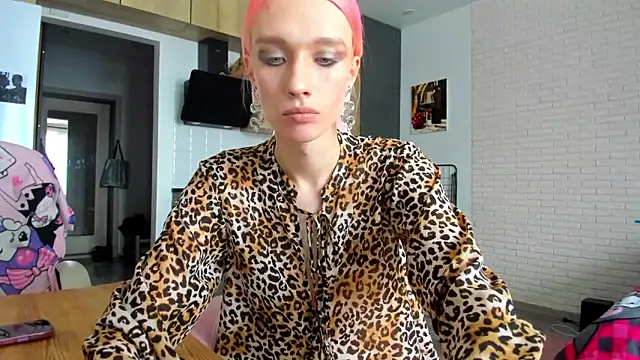 Snapshot of _Alice_Kitty chatting on April 2026 12:33:02 PM Alice Kitty online show from April 2026 12:33:02 PM