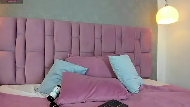 Abbyadams online show from February 2025 02:29:01 AM