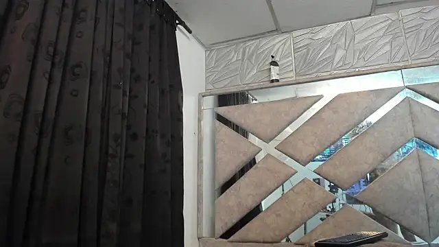 Snapshot of Audaxia666Doll chatting on February 2025 05:48:02 AM Audaxia666Doll online show from February 2025 05:48:02 AM