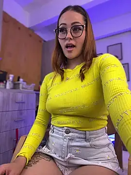 Miss-Abbii online show from February 2025 11:25:02 PM