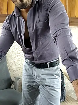 indianguy89 online show from April 2026 06:20:02 AM