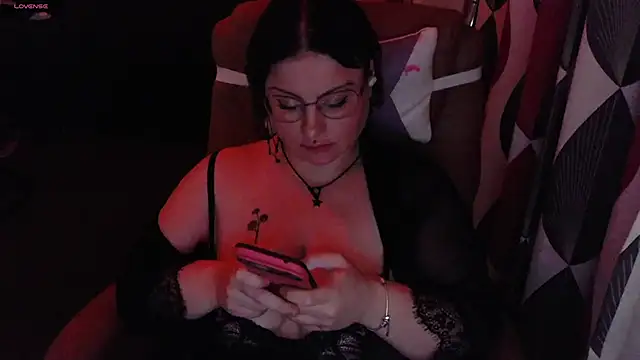 submissiveslut1996 online show from February 2025 09:57:01 PM