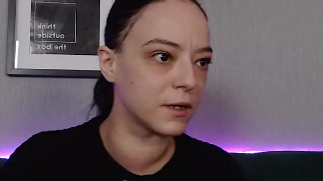 Snapshot of IzabelllNoir chatting on January 2025 11:34:01 AM IzabelllNoir online show from January 2025 11:34:01 AM