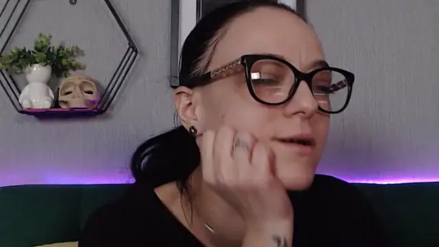 Snapshot of IzabelllNoir chatting on January 2025 09:57:02 AM IzabelllNoir online show from January 2025 09:57:02 AM