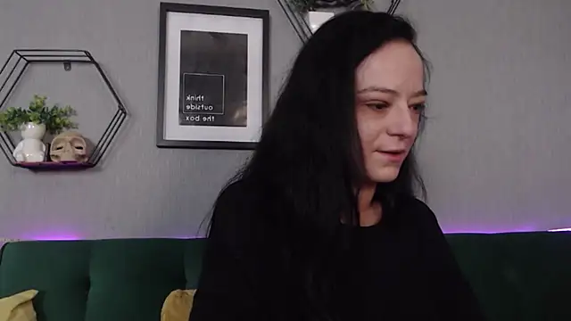 Snapshot of IzabelllNoir chatting on February 2025 05:10:02 AM IzabelllNoir online show from February 2025 05:10:02 AM