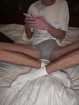 Snapshot of alexyourboy chatting on February 2025 09:31:02 PM alexyourboy online show from February 2025 09:31:02 PM