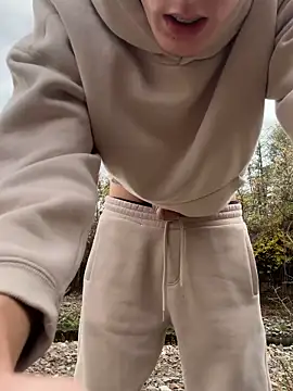 Snapshot of alexyourboy chatting on November 2025 01:18:02 PM alexyourboy online show from November 2025 01:18:02 PM