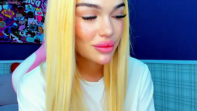 Angel Sapphire  online show from February 2025 03:28:02 PM