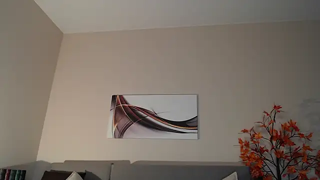 Snapshot of Emilly_angel chatting on March 2025 10:42:01 PM Emilly angel online show from March 2025 10:42:01 PM