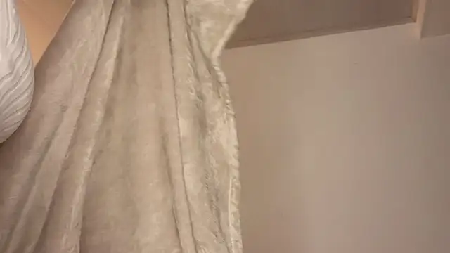 AtheneaRossi online show from October 2025 11:50:01 AM