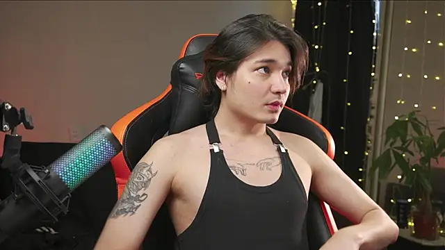 Snapshot of cherrydany chatting on February 2026 11:11:01 AM cherrydany online show from February 2026 11:11:01 AM