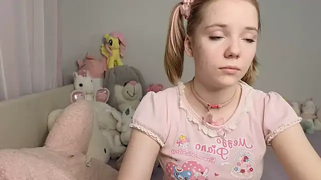 Snapshot of PrincessLittleKiki chatting on July 2026 09:12:01 PM PrincessLittleKiki online show from July 2026 09:12:01 PM