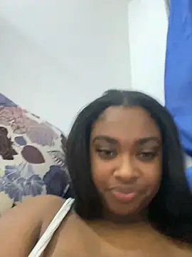 Snapshot of _MARRTINNA_ chatting on February 2025 08:11:01 AM MARRTINNA online show from February 2025 08:11:01 AM