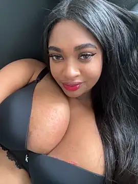 Snapshot of _MARRTINNA_ chatting on October 2025 08:51:02 PM MARRTINNA online show from October 2025 08:51:02 PM