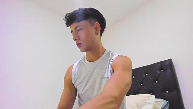 Sebastian-Dash online show from February 2025 12:36:02 AM