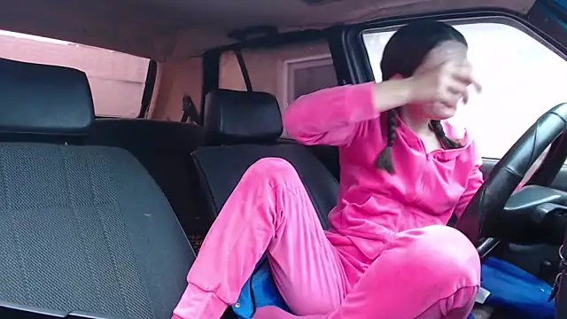  JustmeHere  online show from November 2025 11:31:02 AM