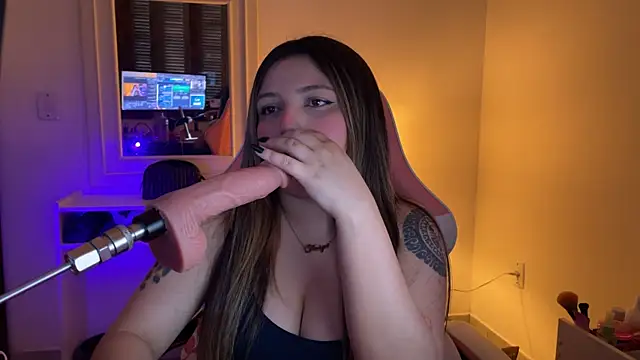 SweetPaige  online show from September 2025 05:50:01 PM