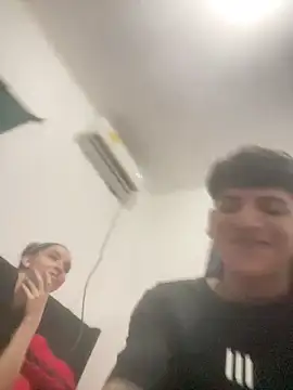 Snapshot of harry_lia_ chatting on December 2024 10:56:02 PM harry lia online show from December 2024 10:56:02 PM