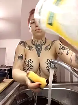 divine eve online show from October 2025 03:24:02 PM