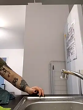 divine eve online show from December 2025 09:47:02 AM