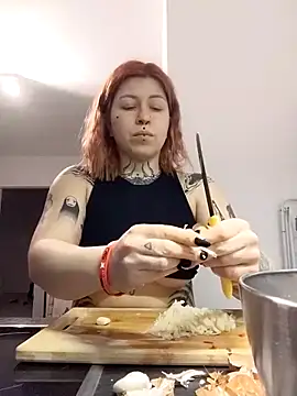 divine eve online show from February 2026 04:39:02 PM