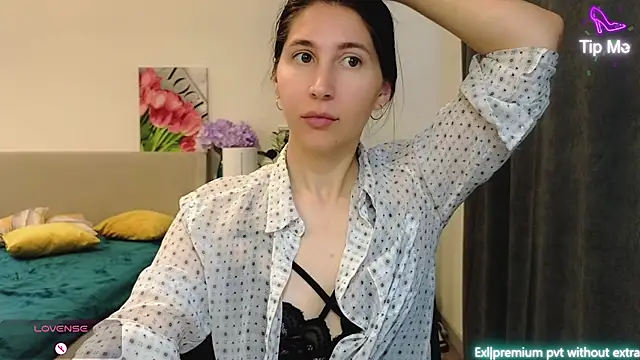 marrycolins online show from May 2026 03:03:02 AM