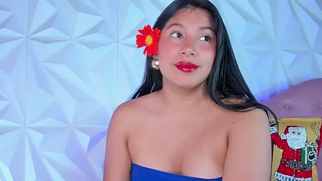 LinnaGardenia online show from December 2024 10:28:01 PM