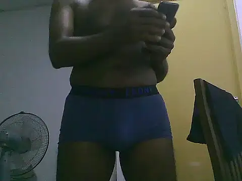 Snapshot of chocodk01 chatting on February 2026 12:11:01 PM chocodk01 online show from February 2026 12:11:01 PM