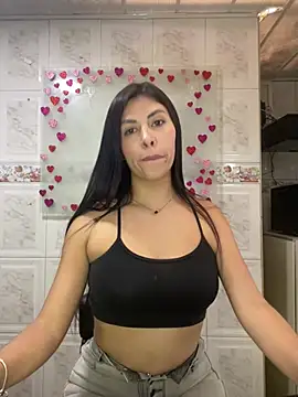 Snapshot of Alanna_atm_ chatting on February 2025 09:08:02 PM Alanna atm online show from February 2025 09:08:02 PM